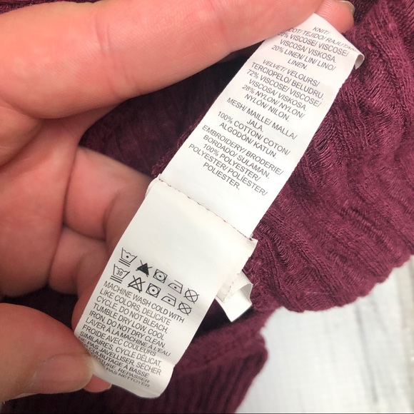 Lucky Brand top with lace detailing - Picture 4 of 4